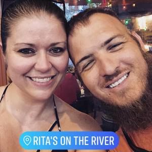 Meet your Posher, Joy